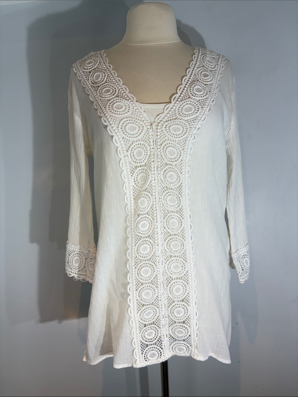 La Blanca White Gauze Tunic Top Lace Trim Boho Beach Cover Style medium